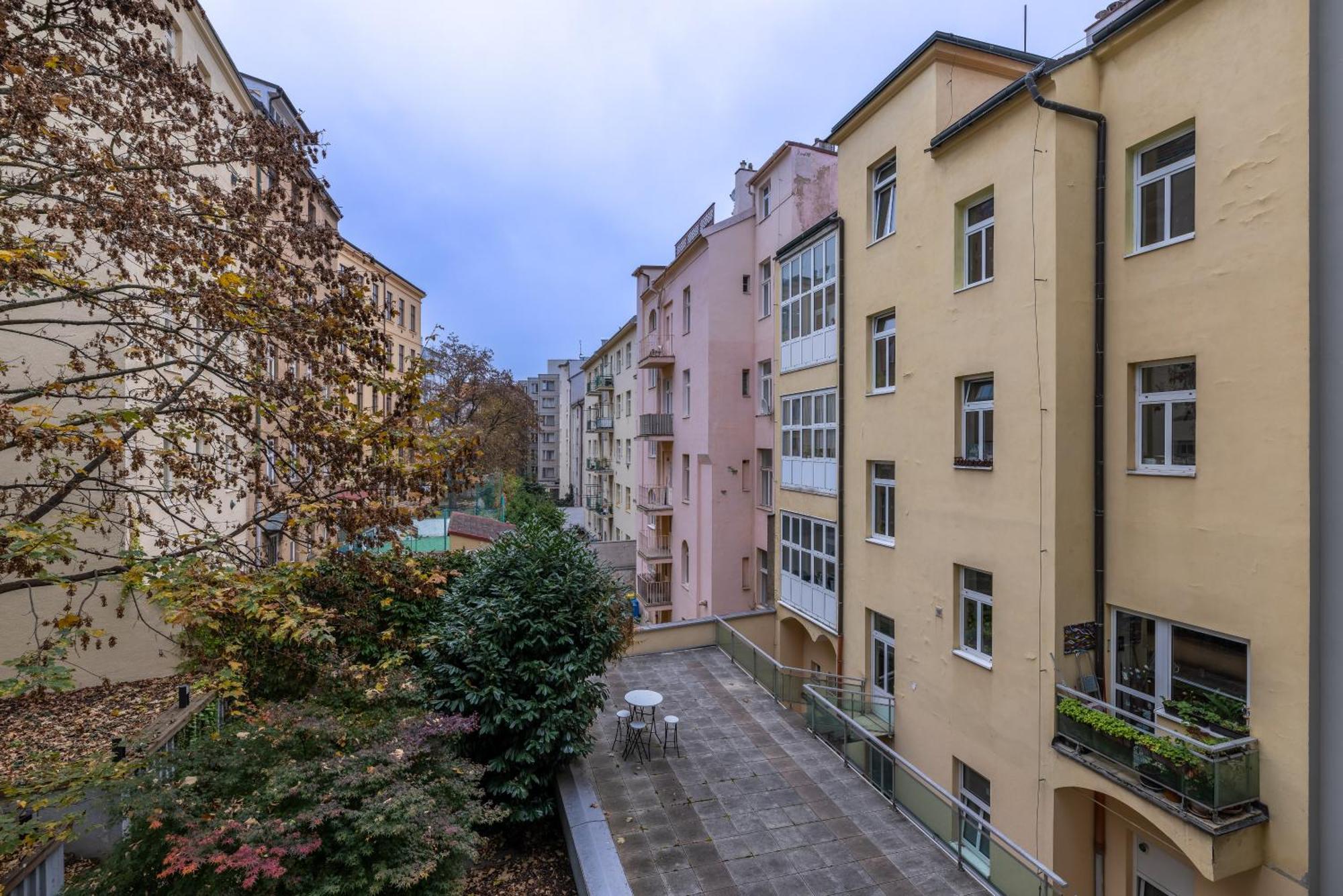 Apartamento Peaceful & Cozy Living In Vysehrad With A Balcony