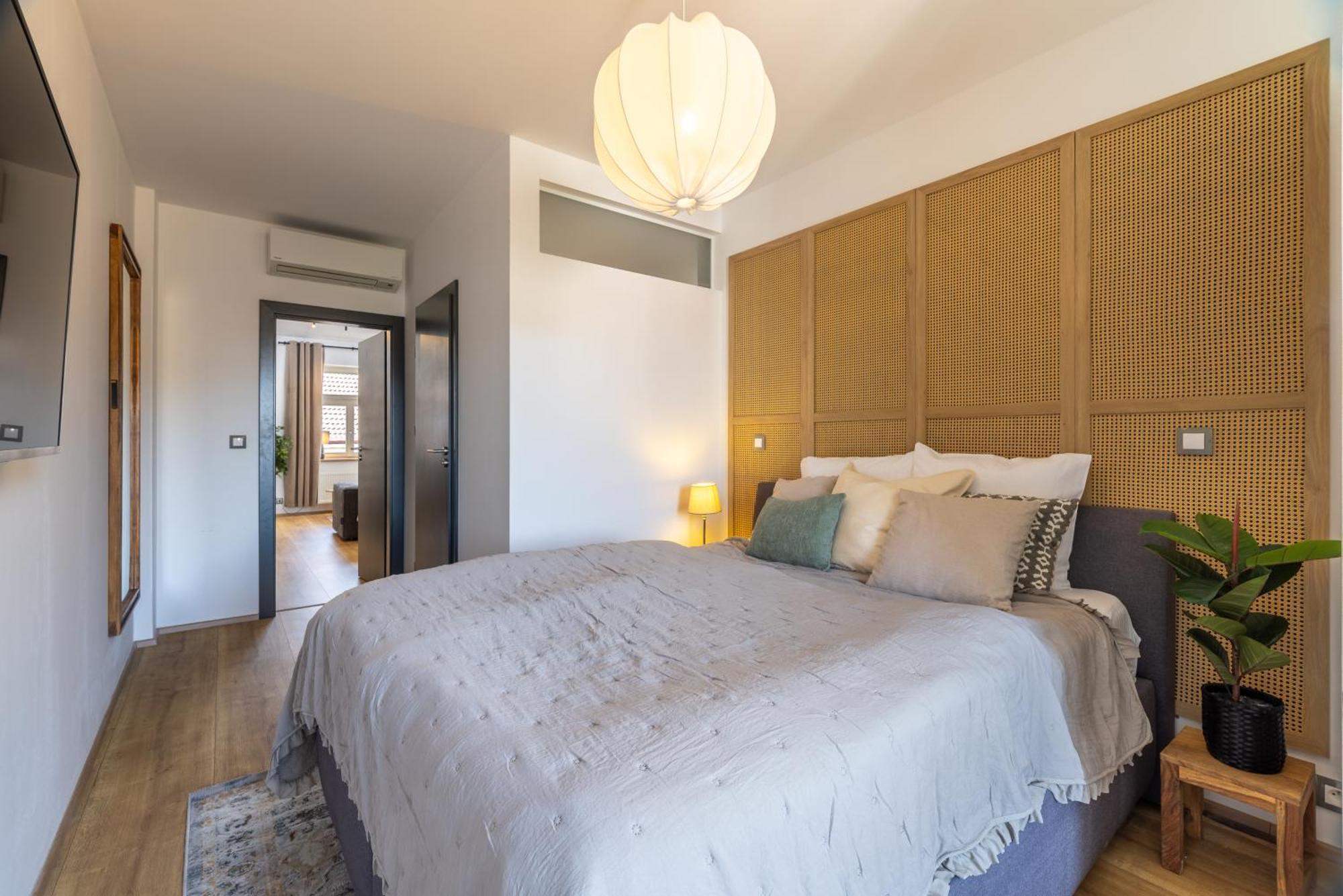 Apartamento Peaceful & Cozy Living In Vysehrad With A Balcony Praga
