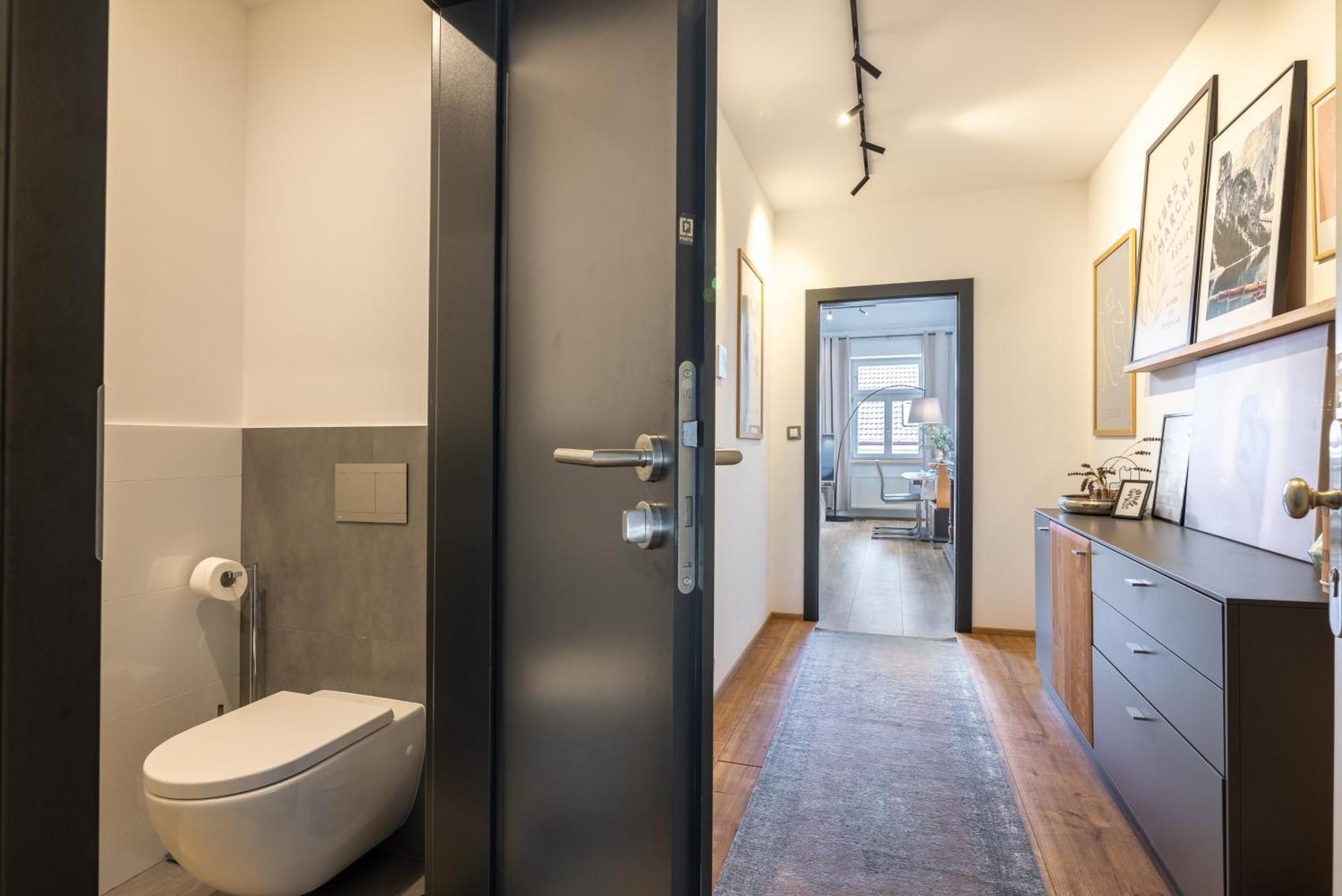 Peaceful & Cozy Living In Vysehrad With A Balcony Appartamento Praga
